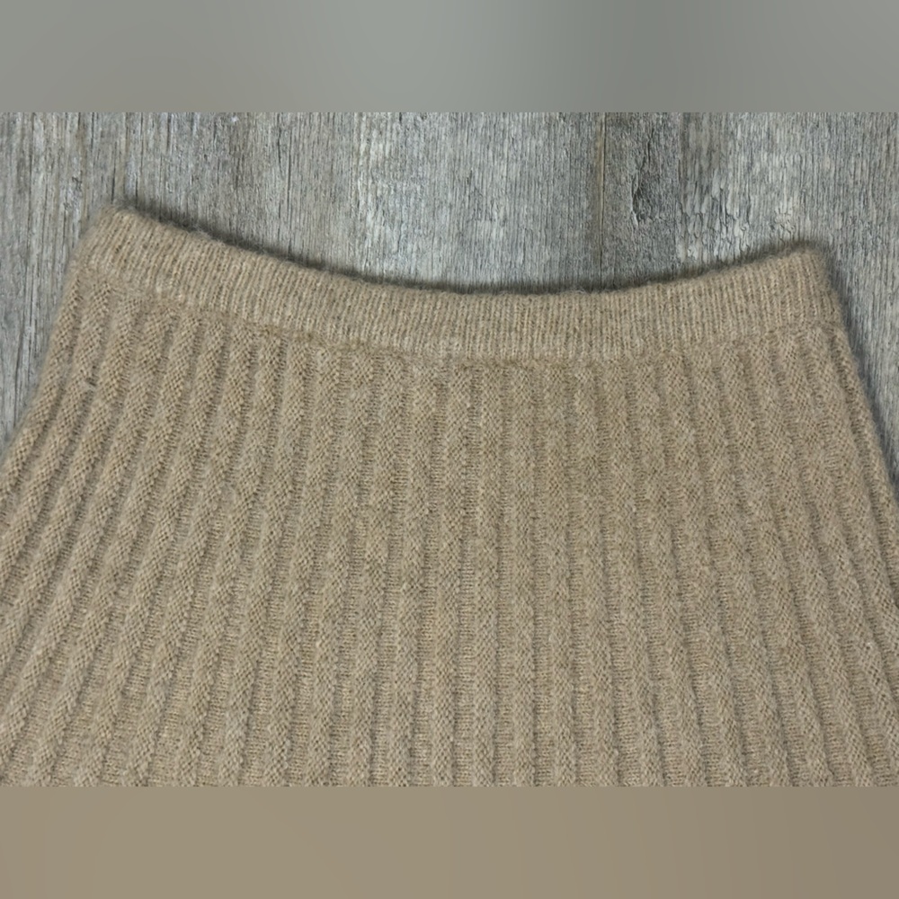 Sophie The Label Cozy Ribbed Skirt, Size L - Picture 3 of 4